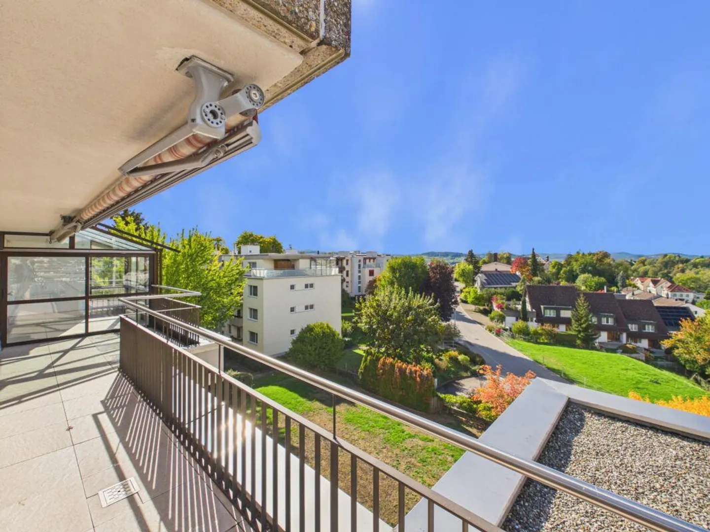 2.5-room penthouse apartment with wonderful views - Photo 19 of 25