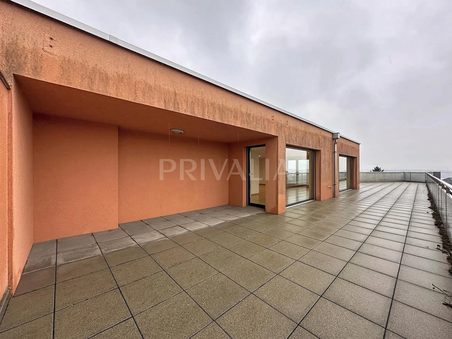 Schöne Penthouse-Wohnung in der Nähe internationaler Organisationen - Foto 6 von 8