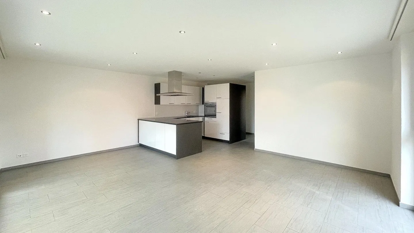 3.5-room apartment with garden seating area & winter garden - Photo 4 of 11