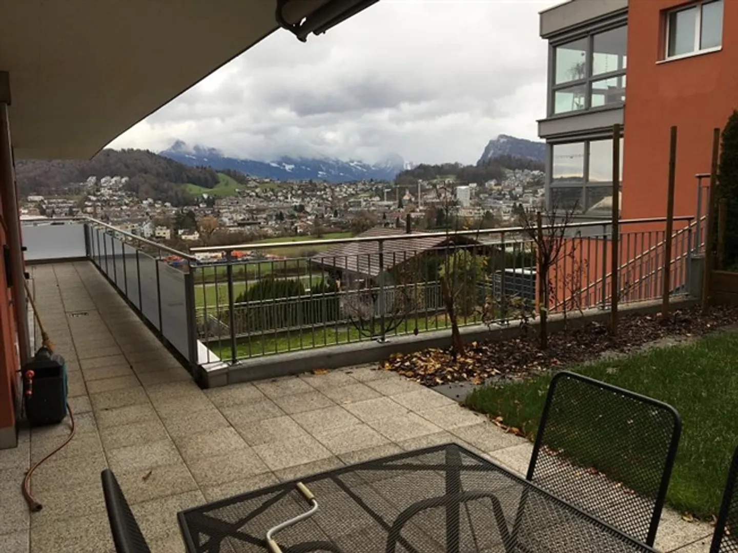 COZY, MODERN WITH A VIEW - Photo 2 of 5