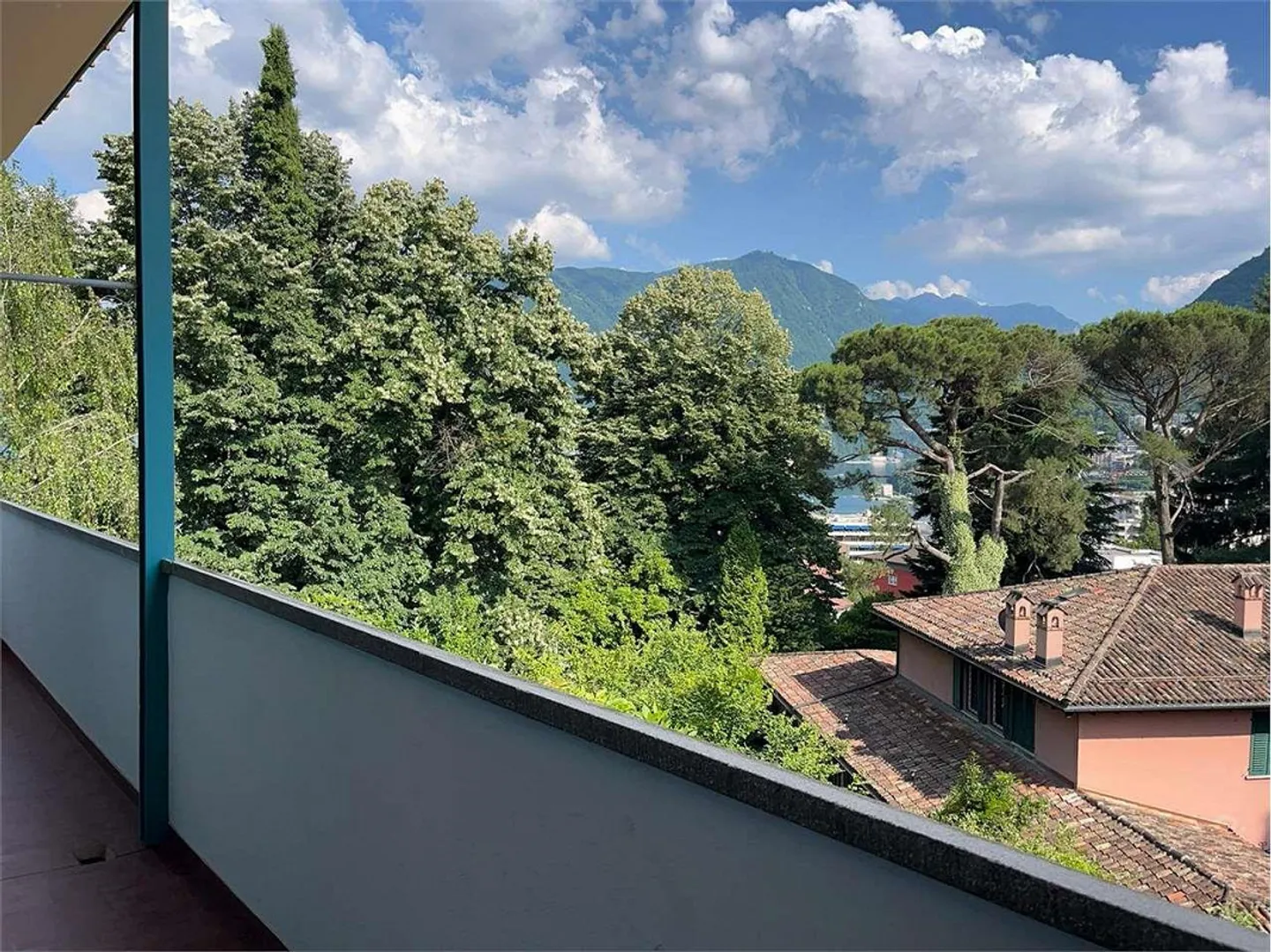 SORENGO: VILLA DA RISTRUTTURARE CON VISTA APERTA - Foto 1 di 3