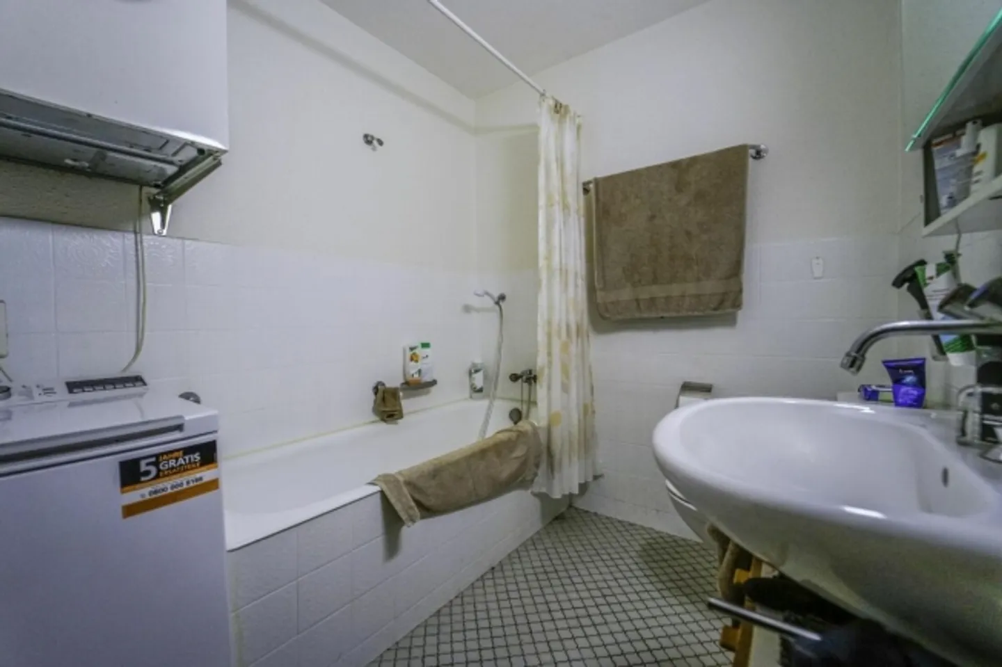 Appartamento 2.5 camere tranquillo e accogliente con area salotto - Foto 9 di 10