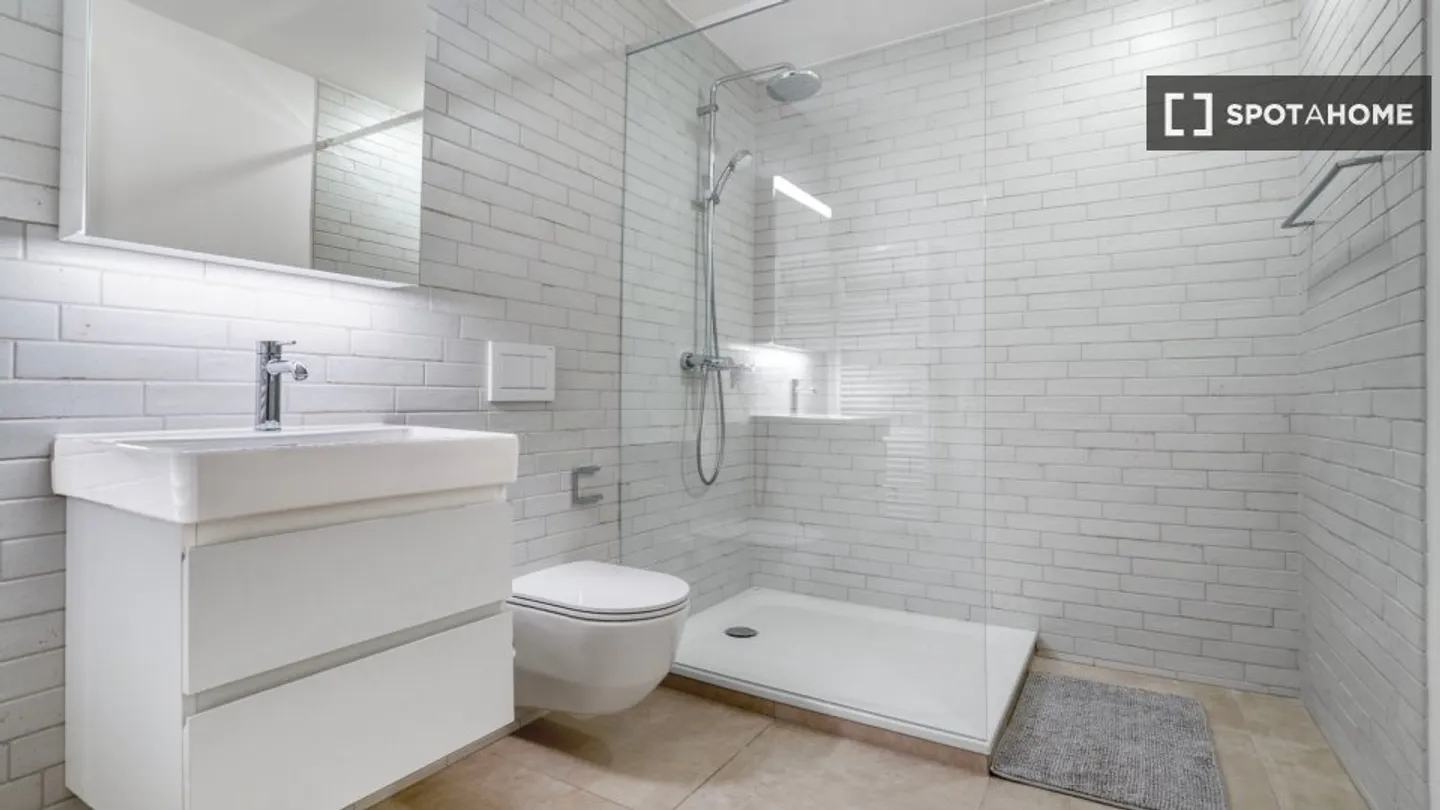 Scopri, visita e affitta la tua nuova casa online con piena fiducia. - Foto 10 di 16