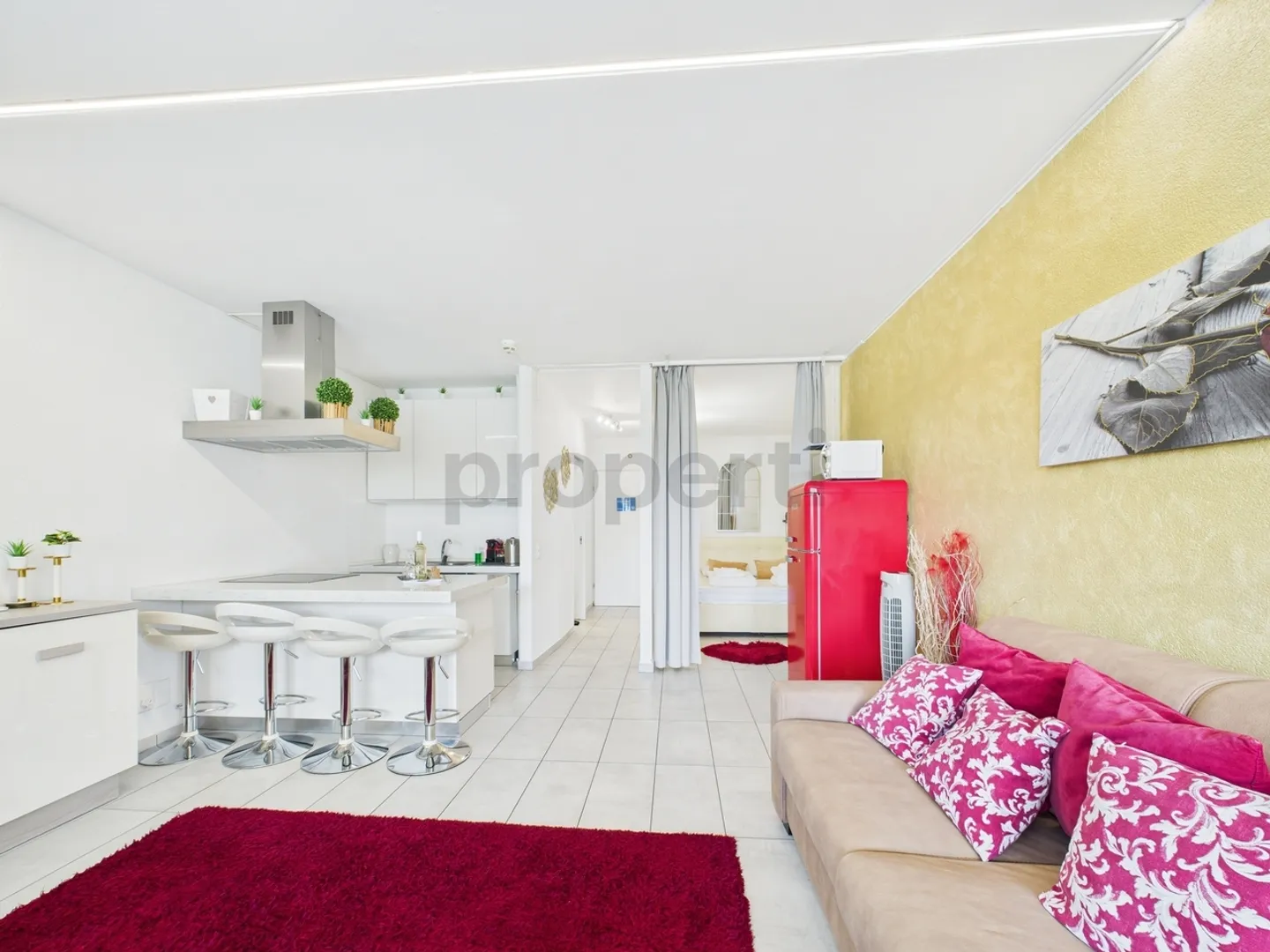 Appartement 2,5 pièces avec vue sur le lac et piscine commune - idéal comme résidence principale, secondaire ou investissement pour des locations de courte durée ! - Photo 5 sur 10