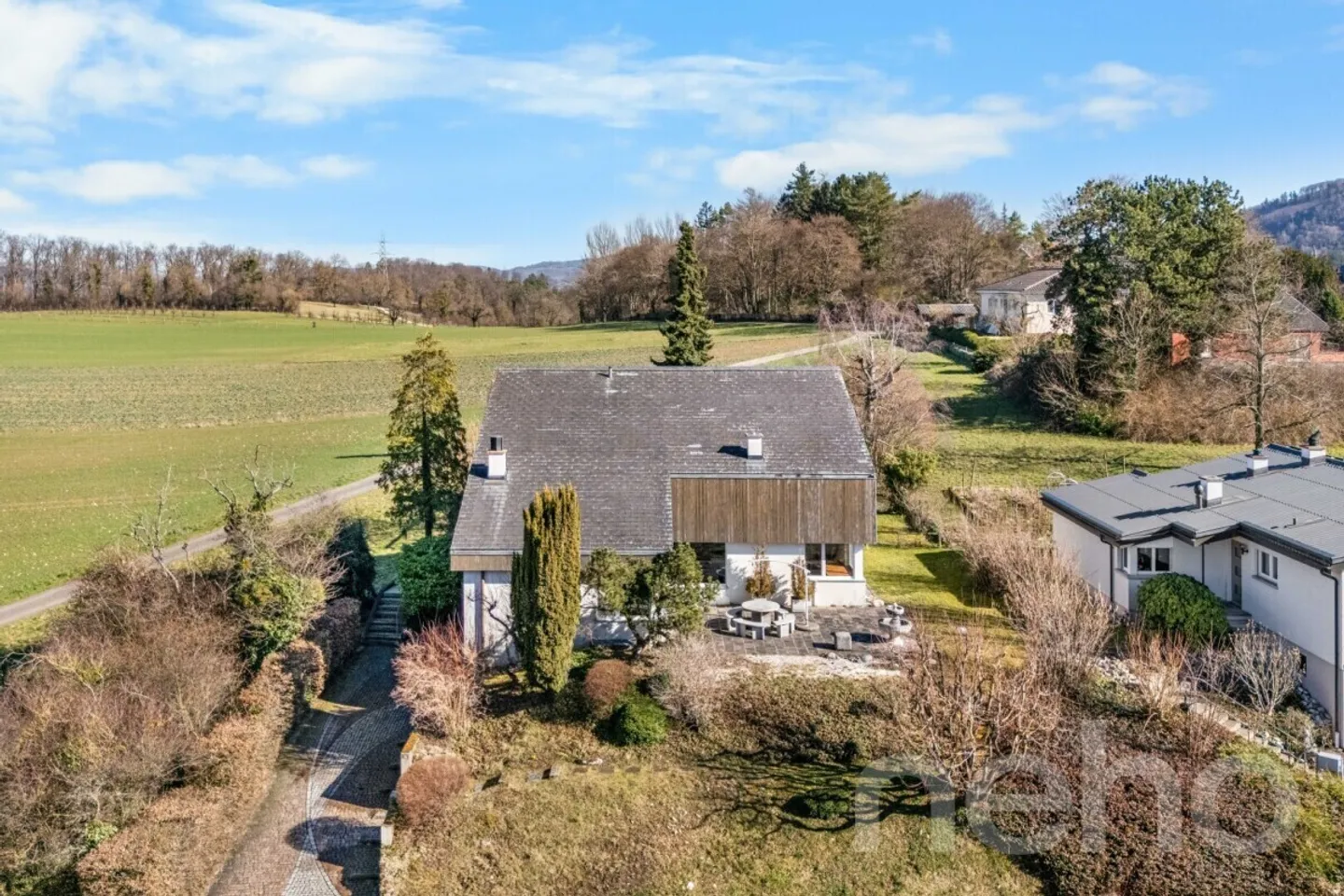 Panorama Single-Family House with a View of the Mariastein Monastery - Photo 12 of 12