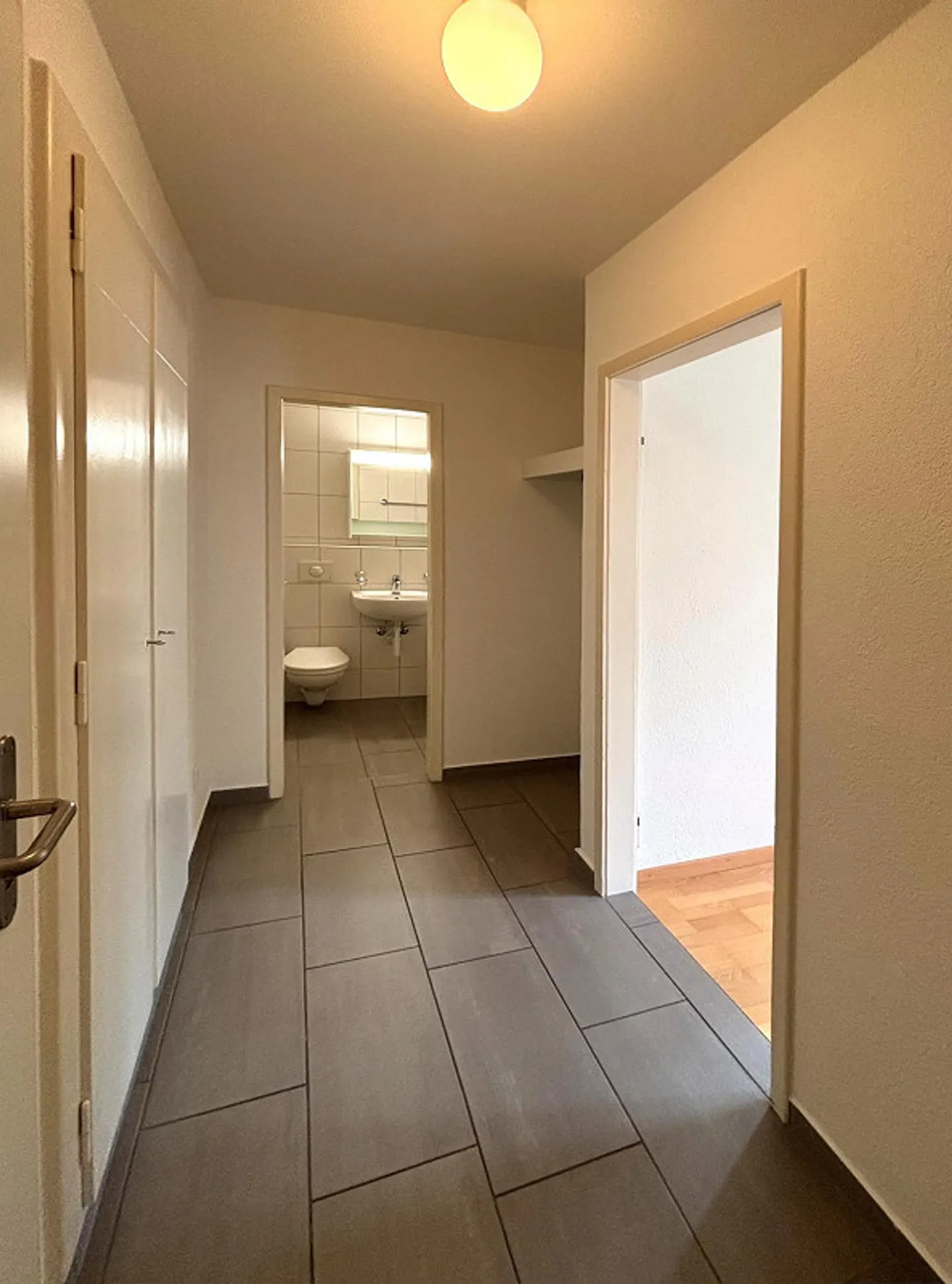 Sonnige Wohnung in ruhiger Lage - Foto 7 von 7