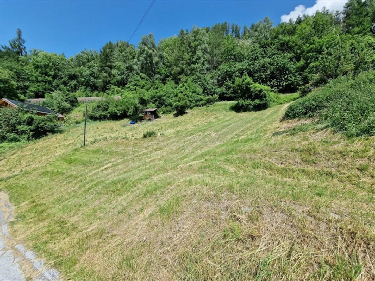 Terrain avec permis de construire valide - Projet de 3 chalets à Brignon (Nendaz) - Photo 2 sur 4