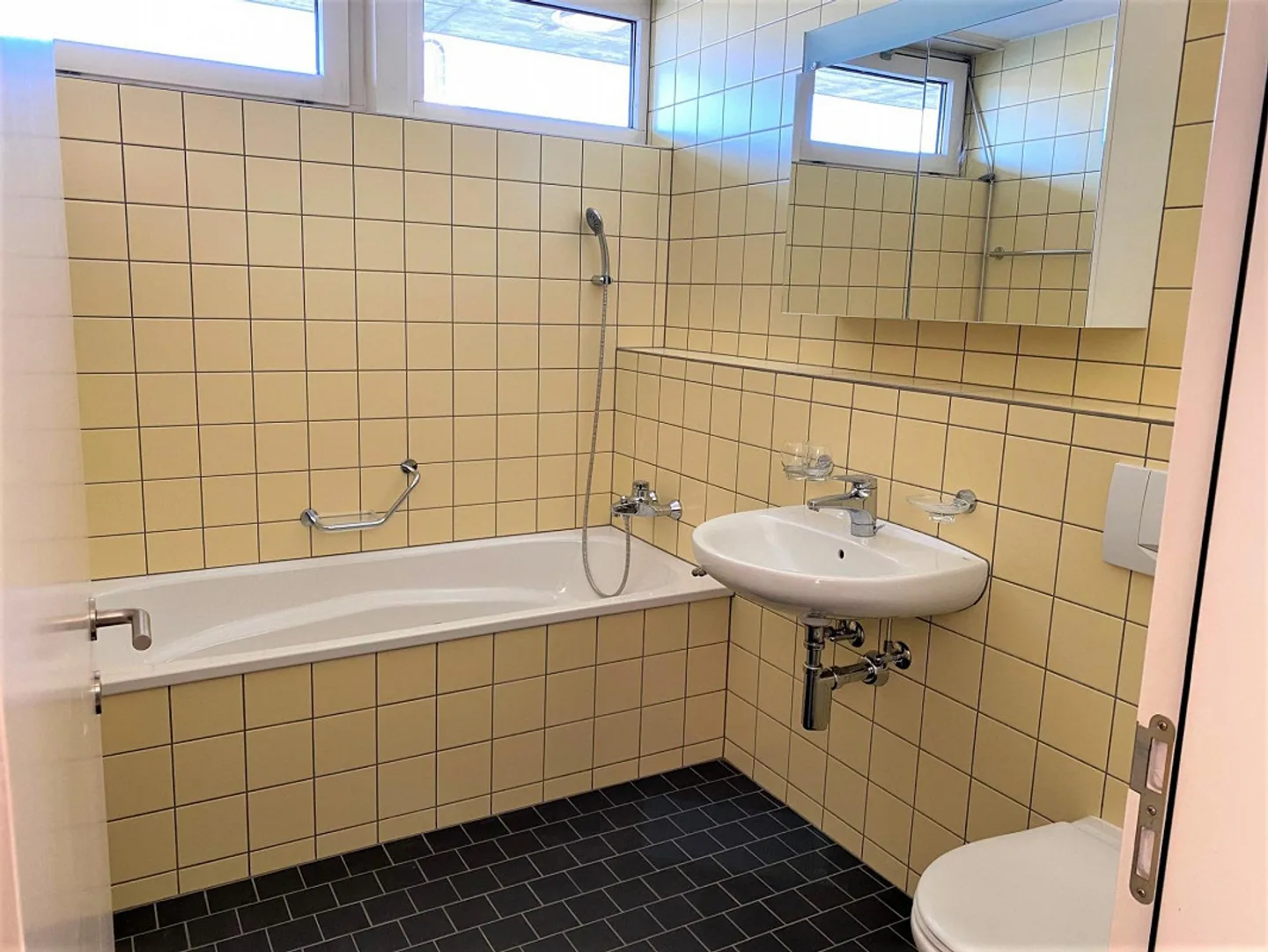 Living in the city center of Gossau! - Photo 8 of 12