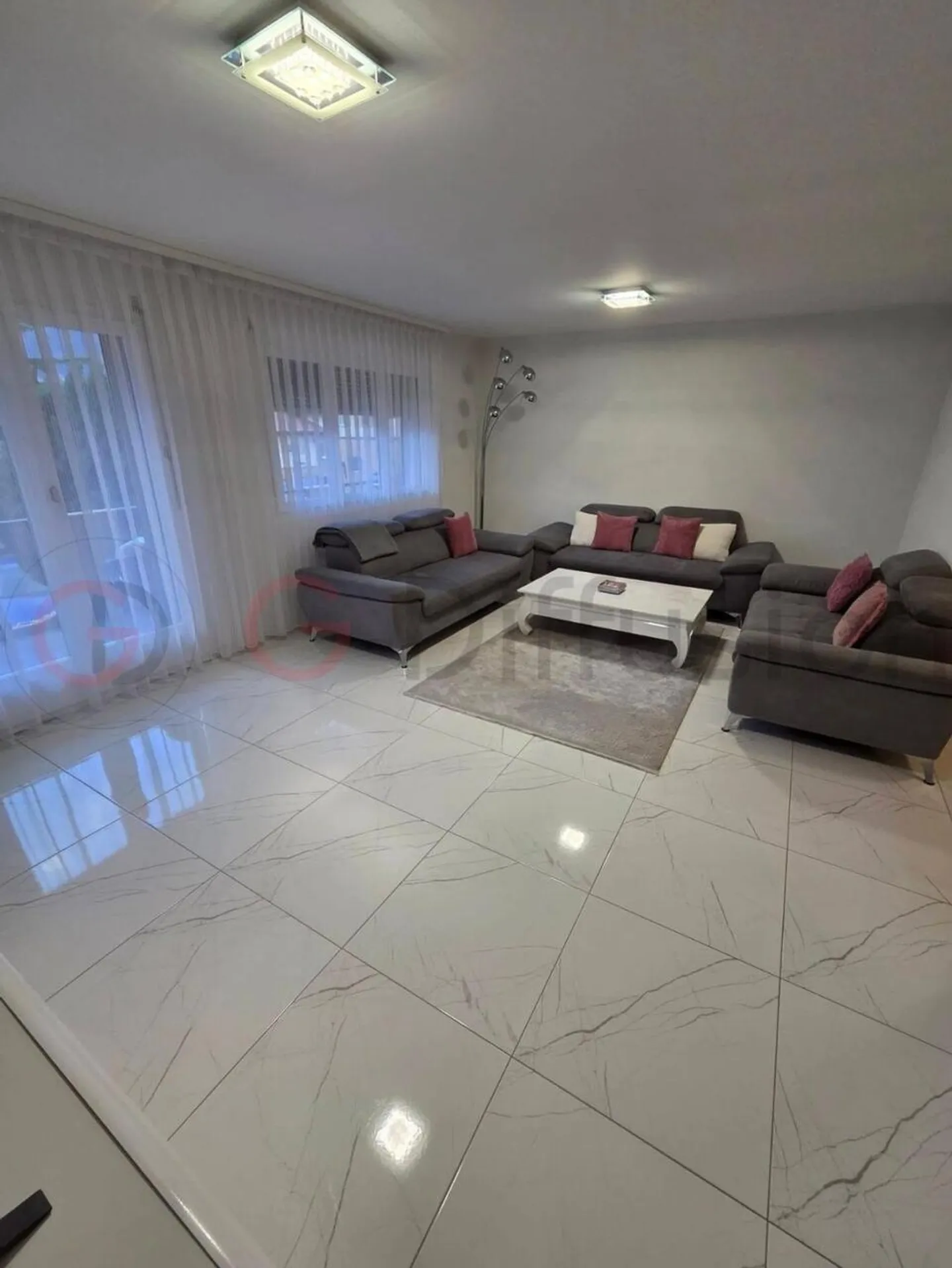 Magnificent apartment for sale in Saxon - Photo 1 of 4