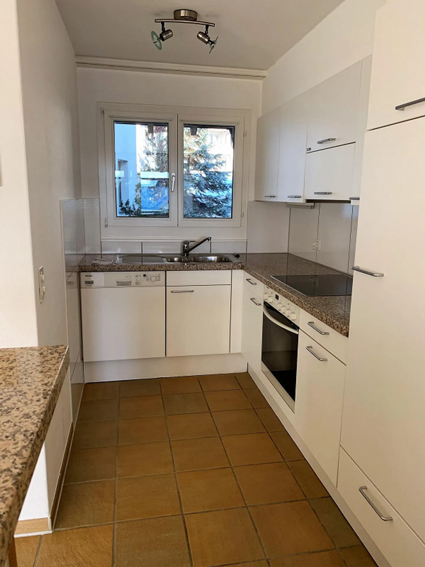 Gosszügige Maisonettewohnung in Dürnten zu vermieten - Foto 4 von 9