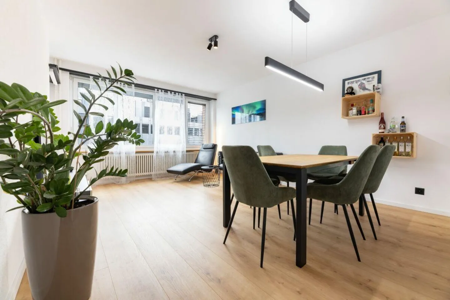 Expérience de vie moderne avec vue - Appartement rénové de 3,5 pièces au 5ème étage - Photo 1 sur 9