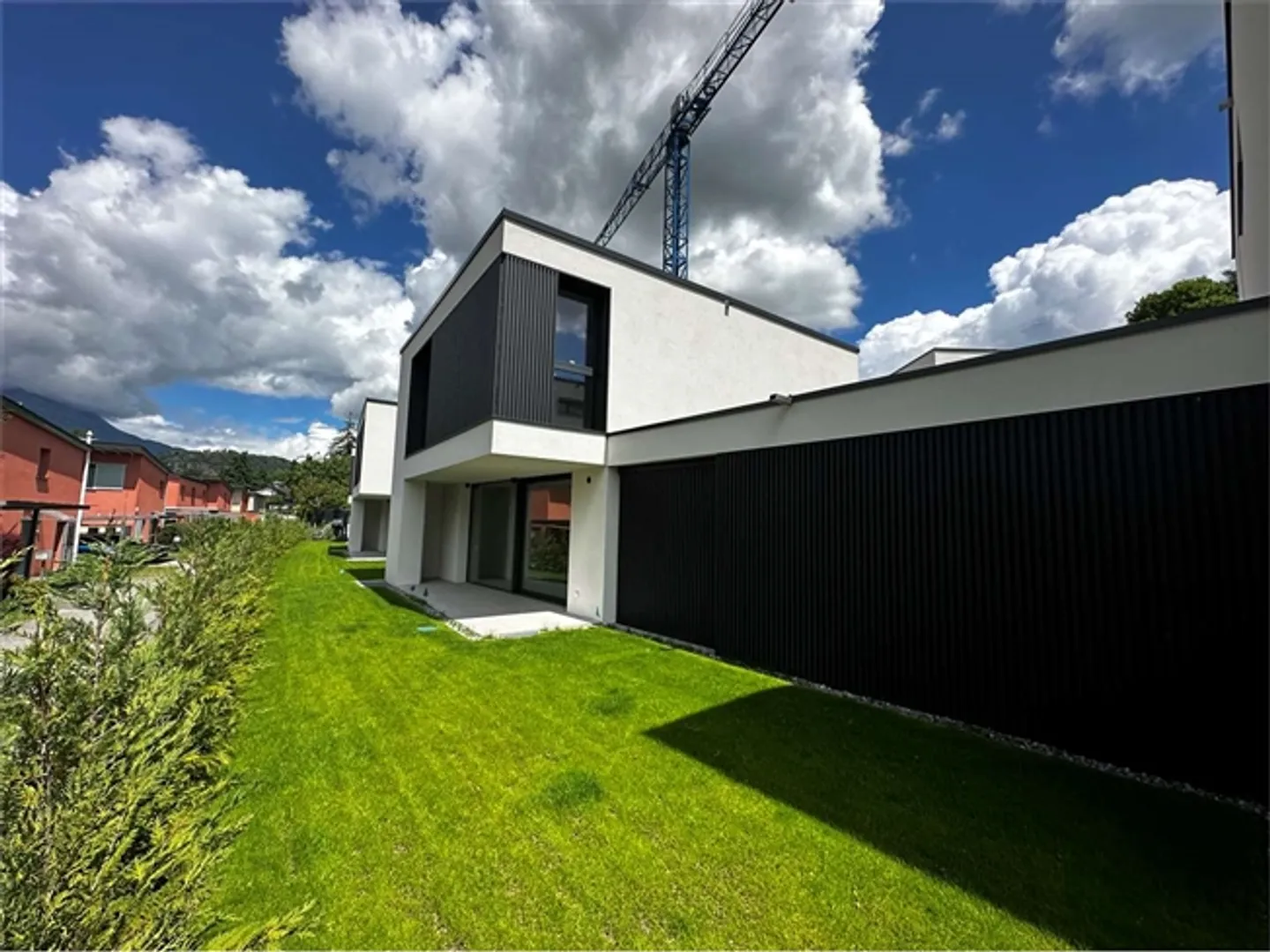 «NEUE VILLEN MIT GARTEN IM RESERVIERTEN BEREICH» - Foto 16 von 17