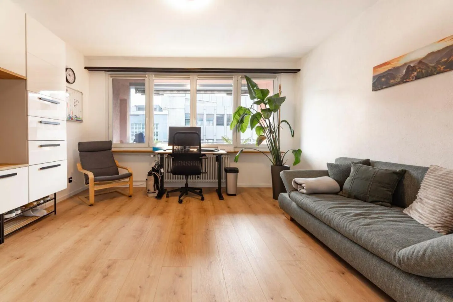 Expérience de vie moderne avec vue - Appartement rénové de 3,5 pièces au 5ème étage - Photo 6 sur 9