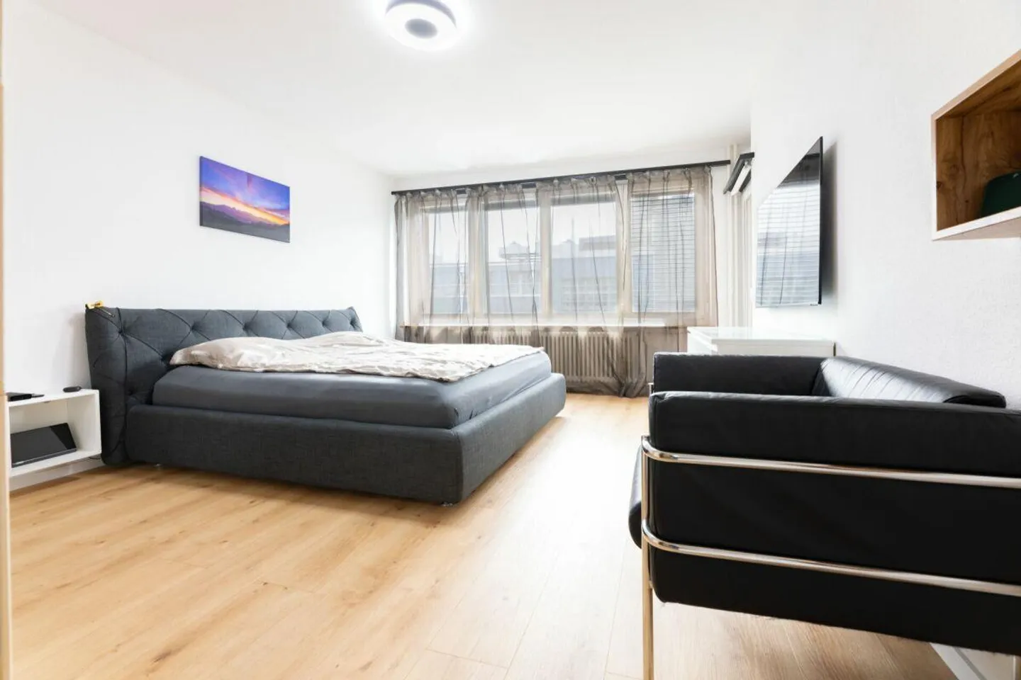 Expérience de vie moderne avec vue - Appartement rénové de 3,5 pièces au 5ème étage - Photo 7 sur 9