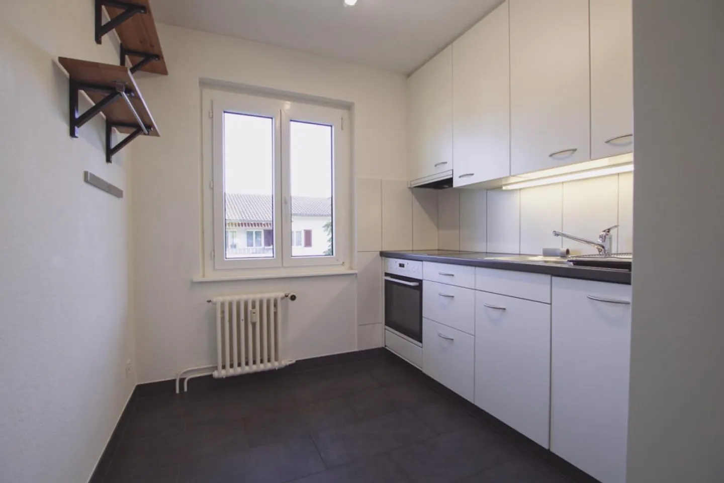 Charmante Wohnung in Schönbühl - Foto 2 von 7