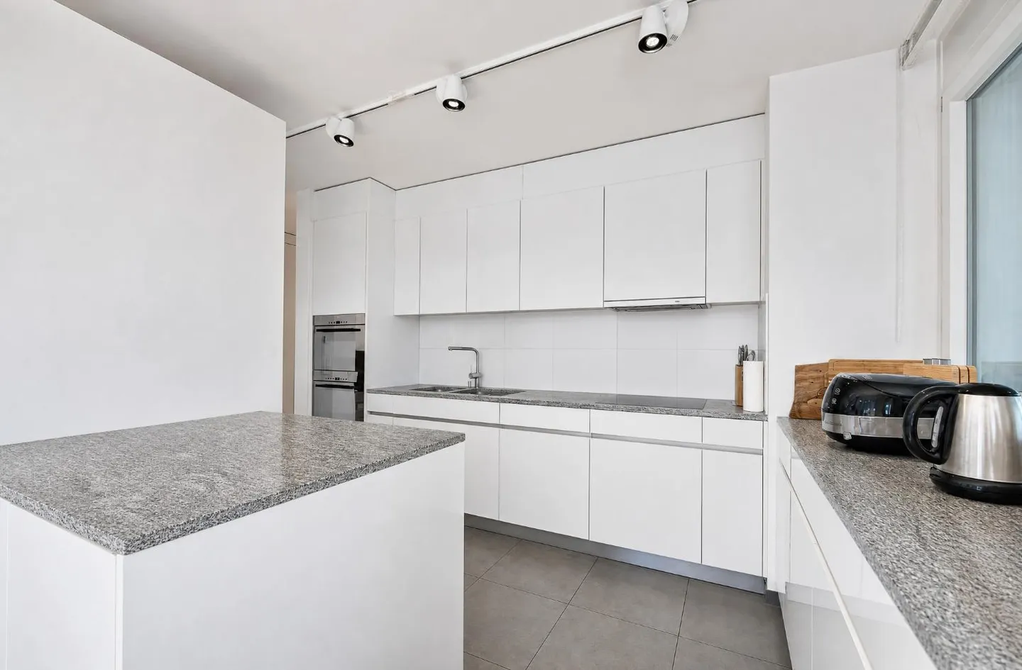Appartement d'exception avec jardin - Photo 6 sur 21