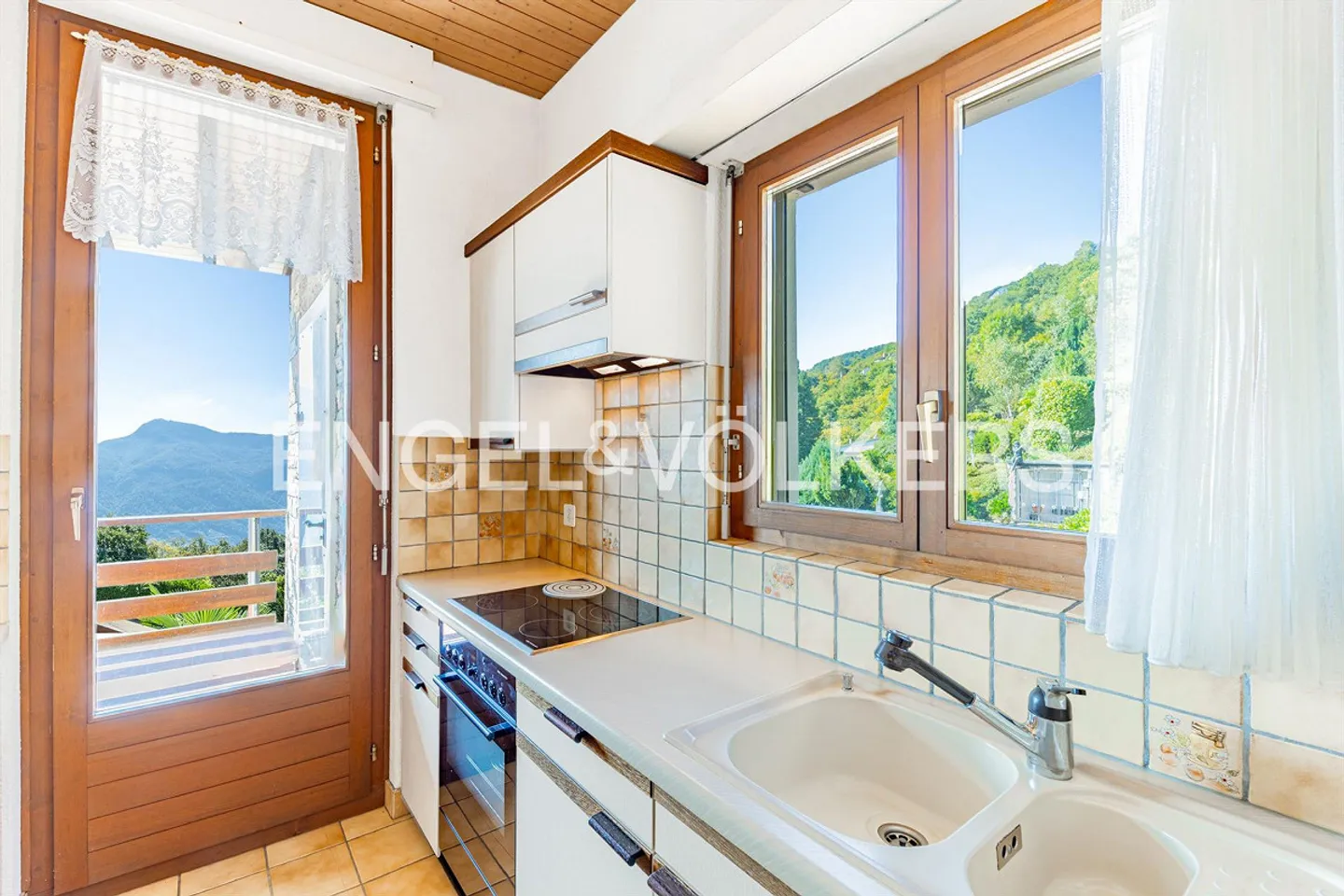 Casa accogliente con vista mozzafiato sul lago - Foto 7 di 13