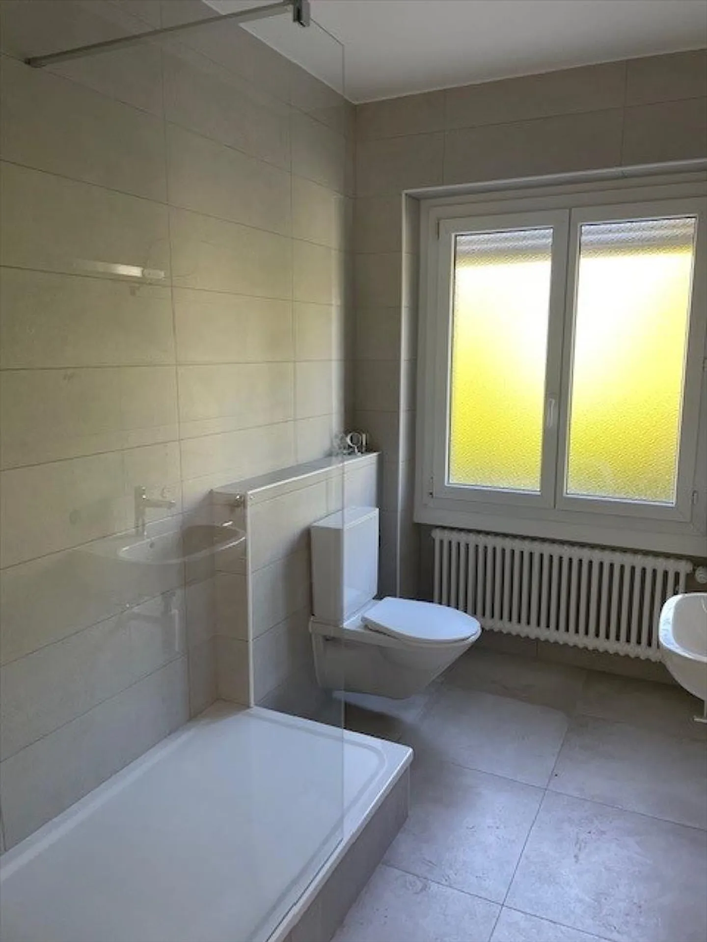 Vollständig renovierte 2-Zimmer-Wohnung mit Balkon! - Foto 6 von 8