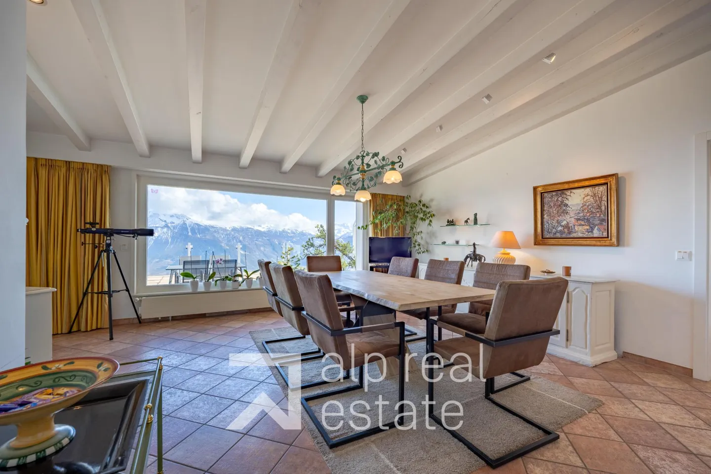 Außergewöhnliches Penthouse mit atemberaubendem Blick auf die Alpen - Foto 1 von 17