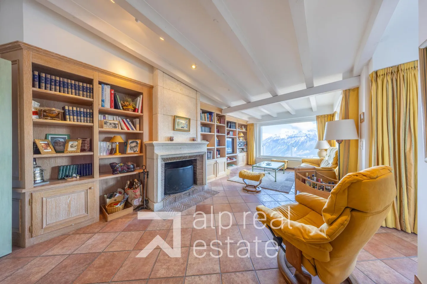 Außergewöhnliches Penthouse mit atemberaubendem Blick auf die Alpen - Foto 3 von 17