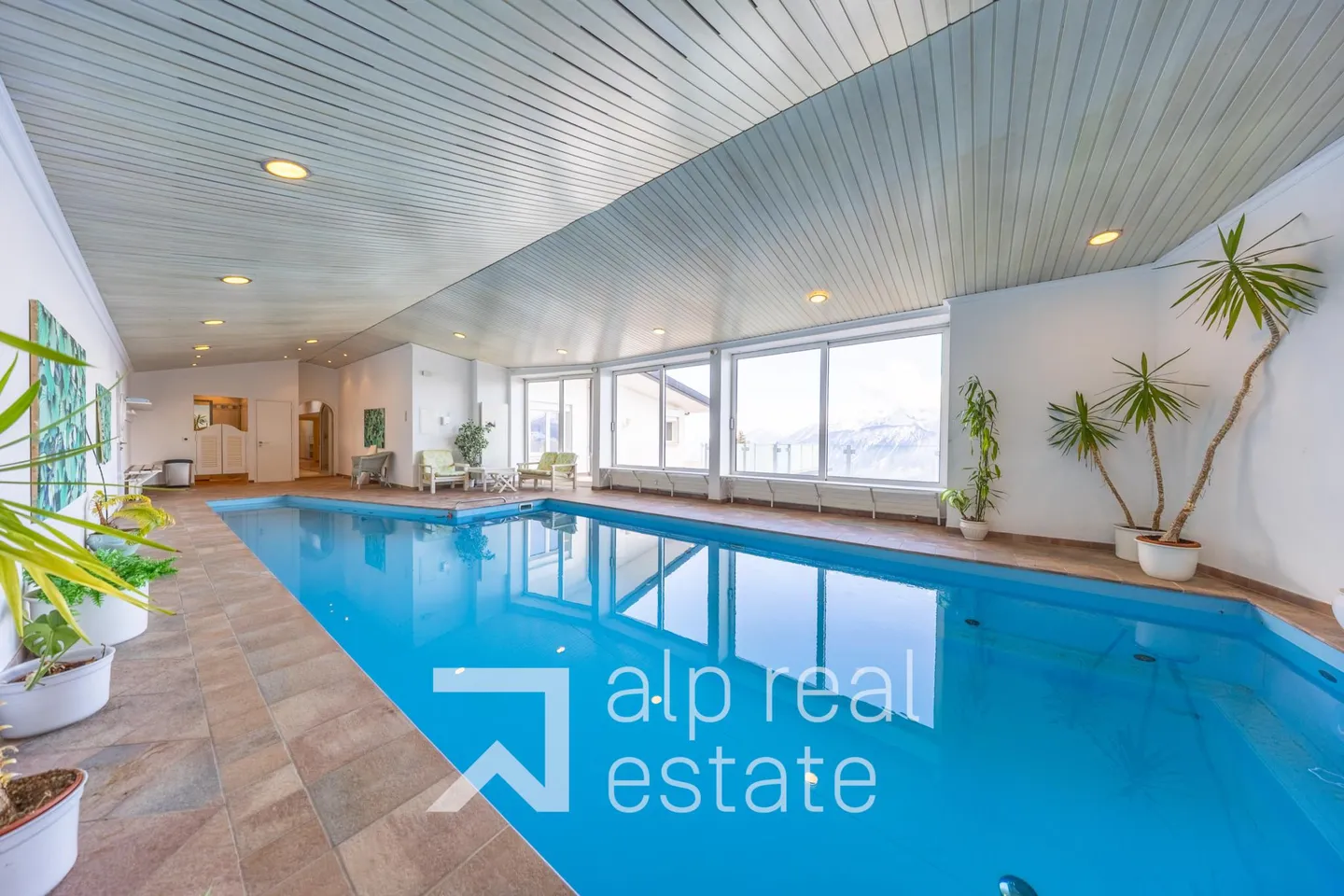 Außergewöhnliches Penthouse mit atemberaubendem Blick auf die Alpen - Foto 14 von 17