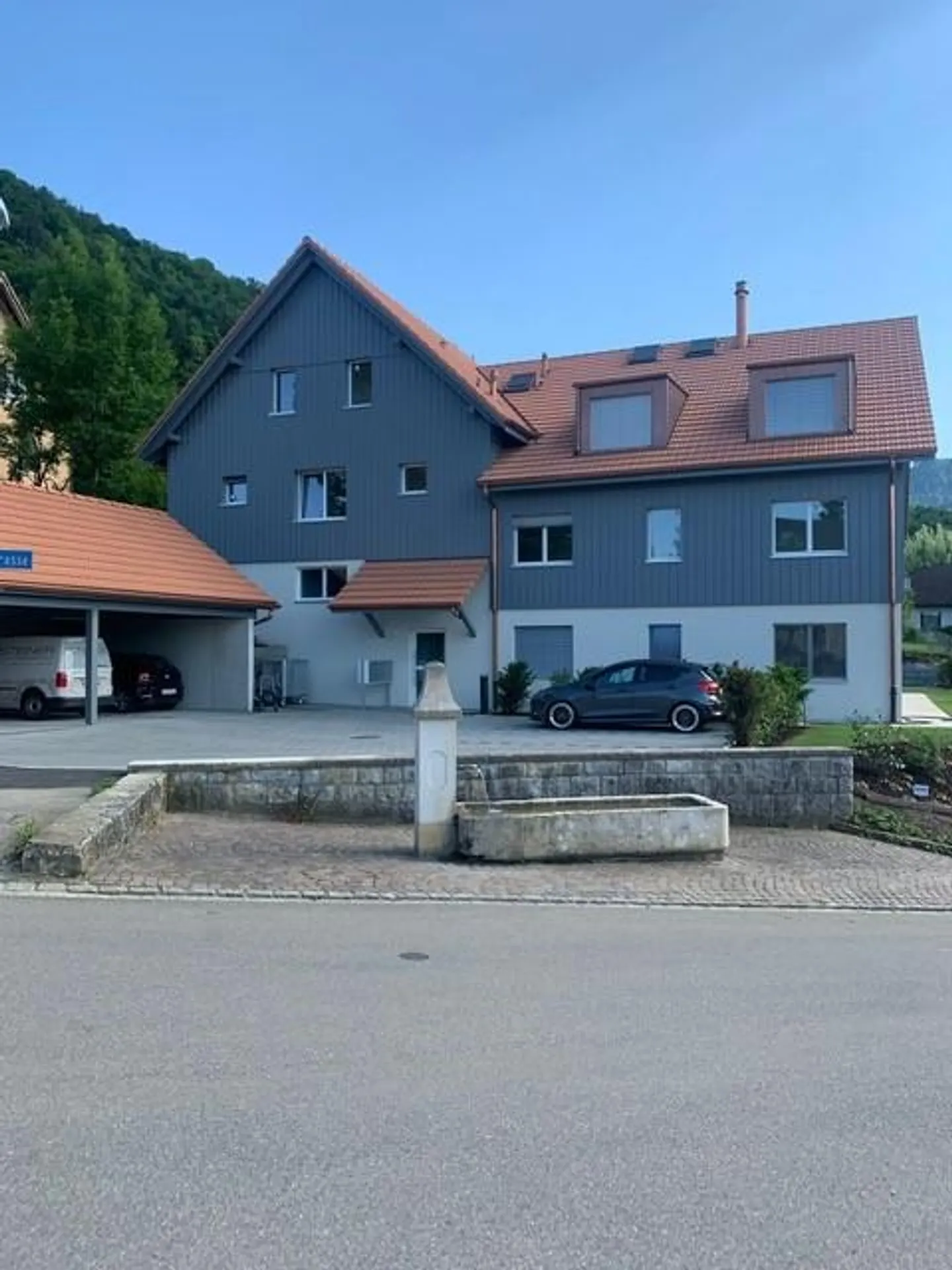 3 ½ Room Attic Apartment with Stunning View (110m2) - Photo 11 of 14