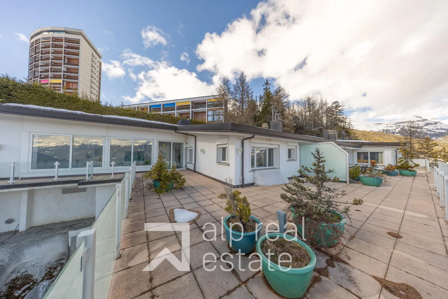 Außergewöhnliches Penthouse mit atemberaubendem Blick auf die Alpen - Foto 15 von 17