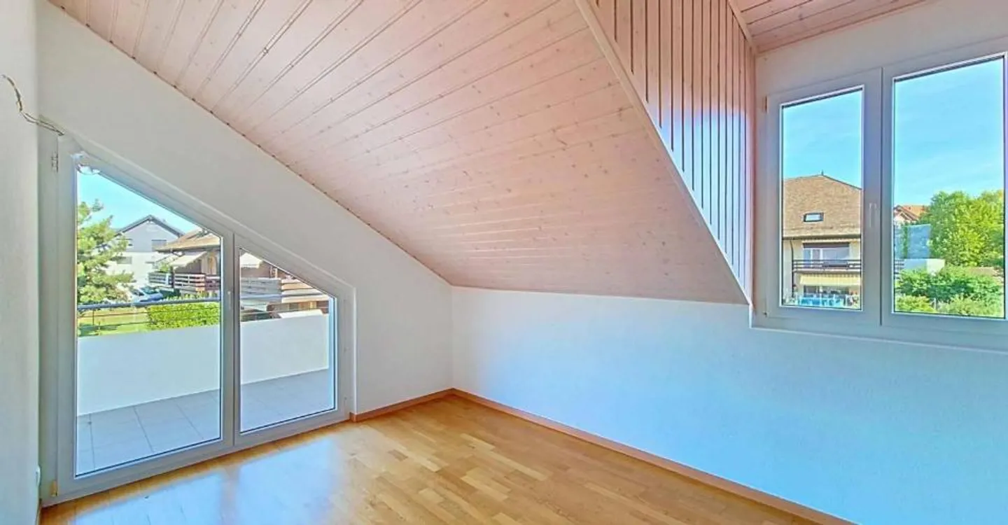 4.5 camere luminose che si affacciano su una generosa terrazza - Foto 4 di 9