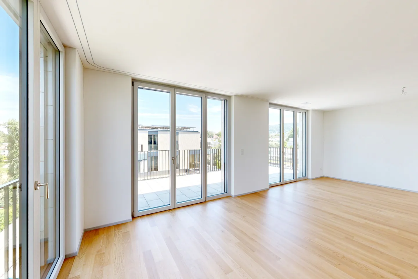 Appartement Attique Stylé à Zurich - Photo 1 sur 8