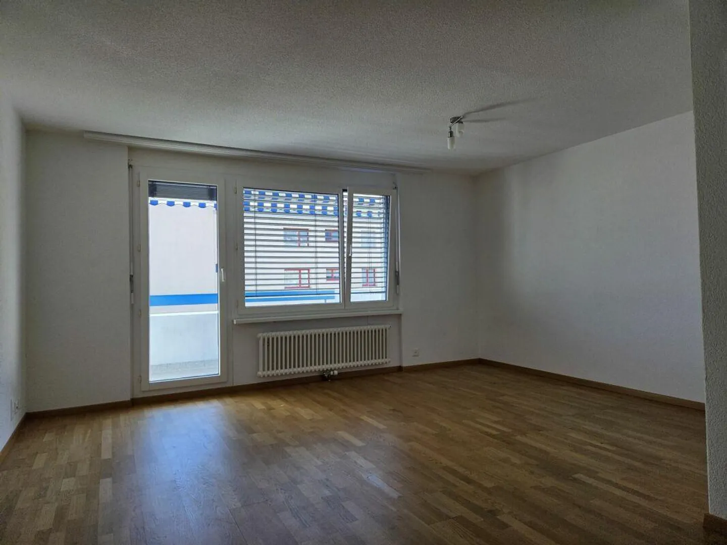 Grosszügige 1.5 Zimmerwohnung - Foto 3 von 6