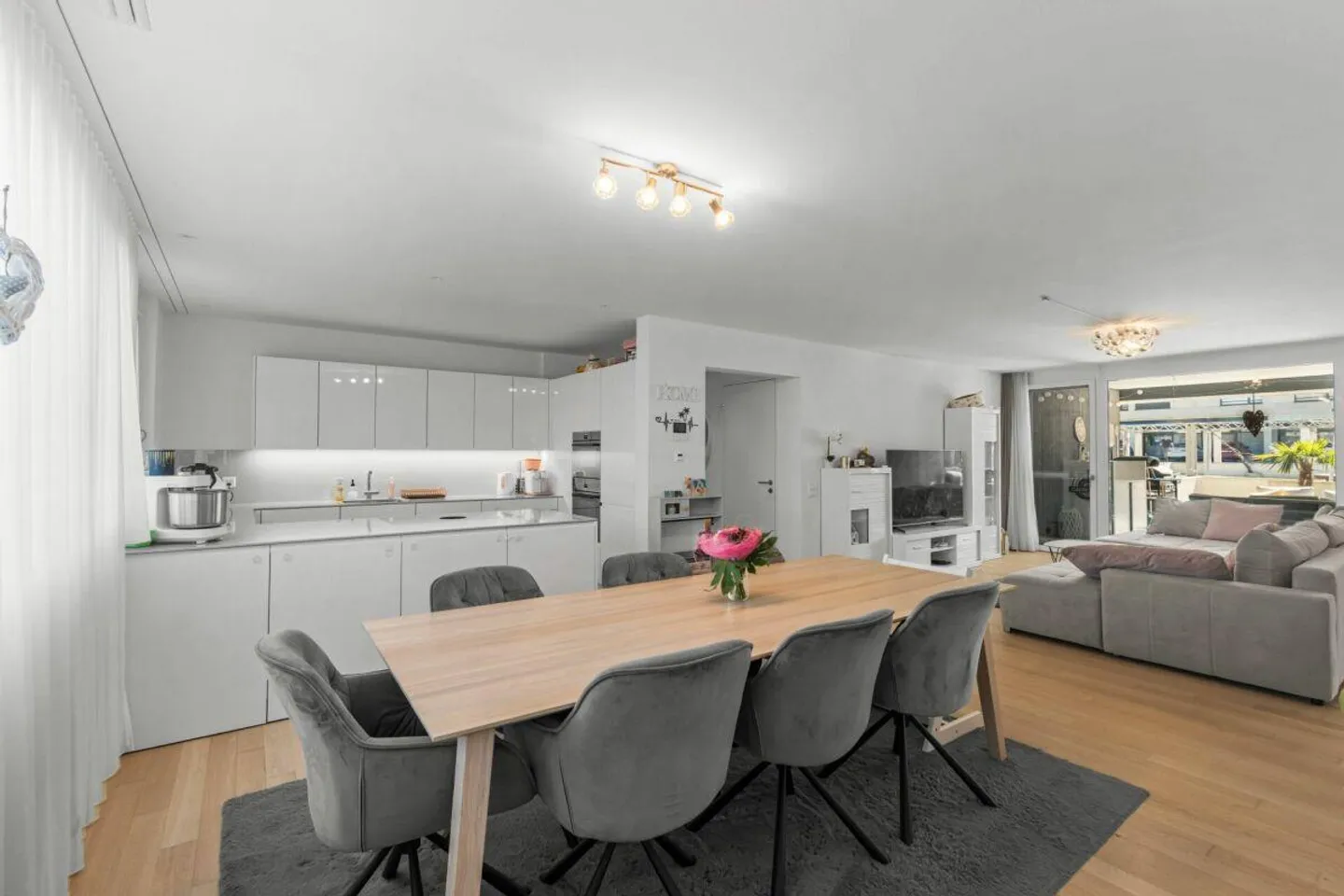 Appartement moderne de 4,5 pièces au rez-de-chaussée - Vie centrale dans un emplacement prisé... - Photo 9 sur 12