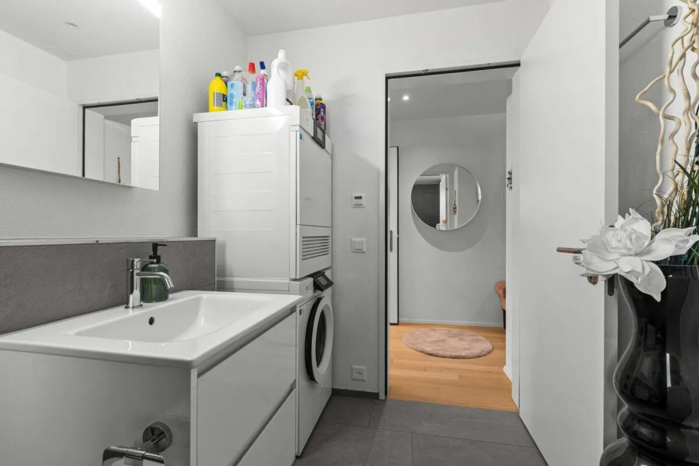 Appartement moderne de 4,5 pièces au rez-de-chaussée - Vie centrale dans un emplacement prisé... - Photo 12 sur 12