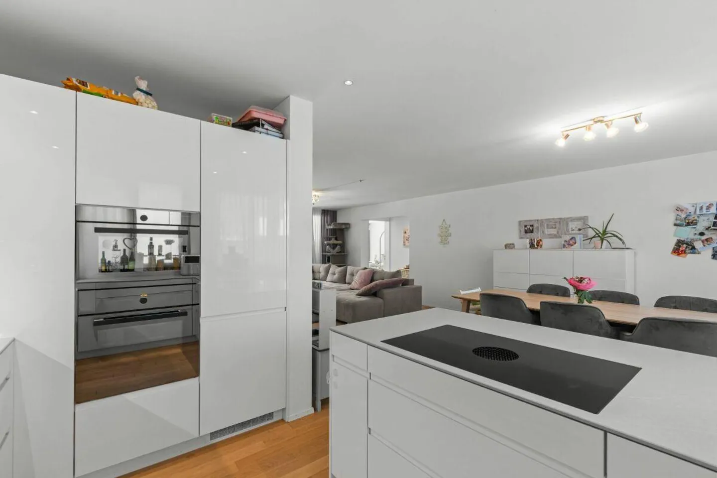 Appartement moderne de 4,5 pièces au rez-de-chaussée - Vie centrale dans un emplacement prisé... - Photo 7 sur 12