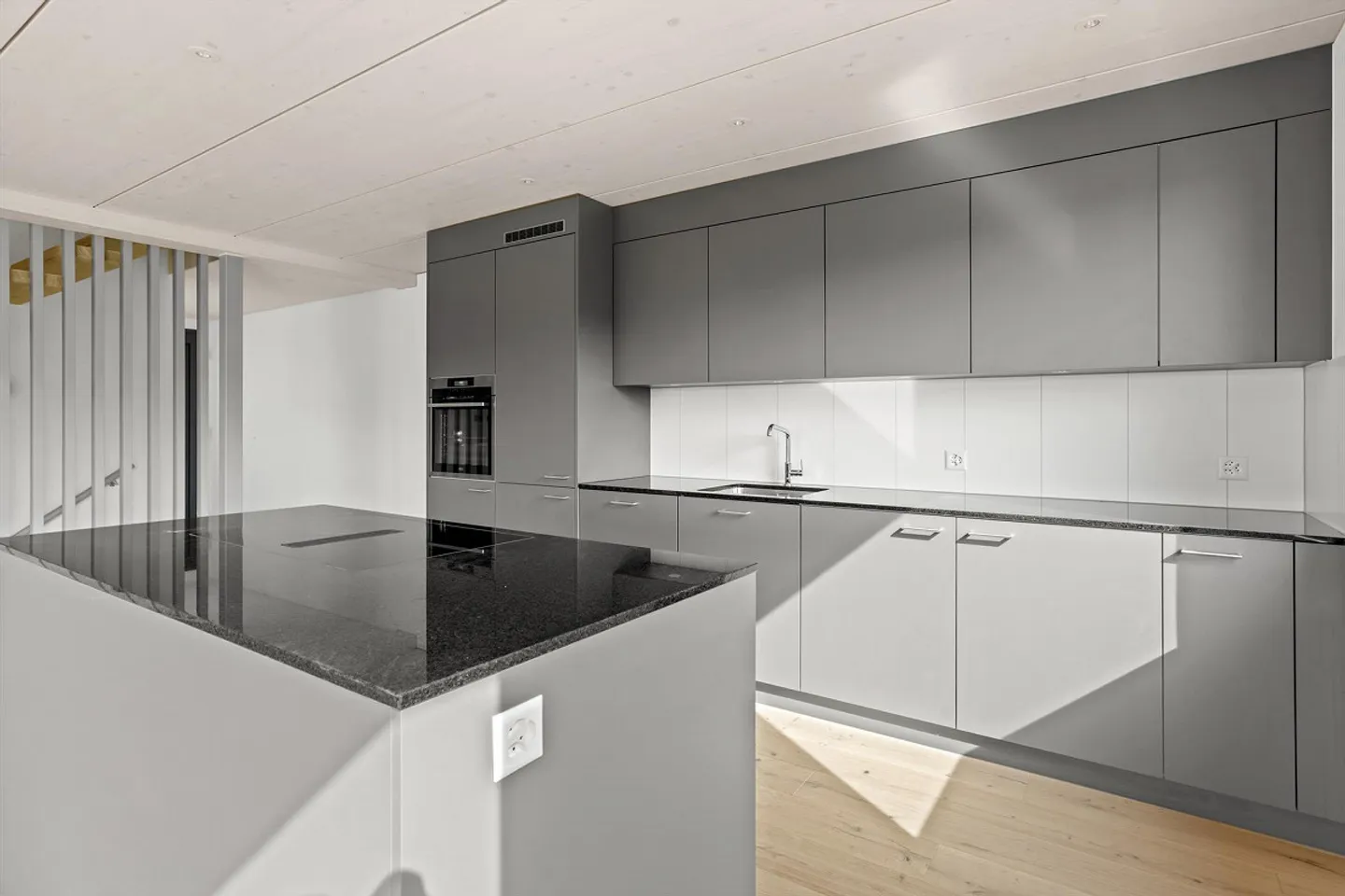 Nuova casa moderna di 4½ locali con vista panoramica e comfort domotico - Foto 2 di 13