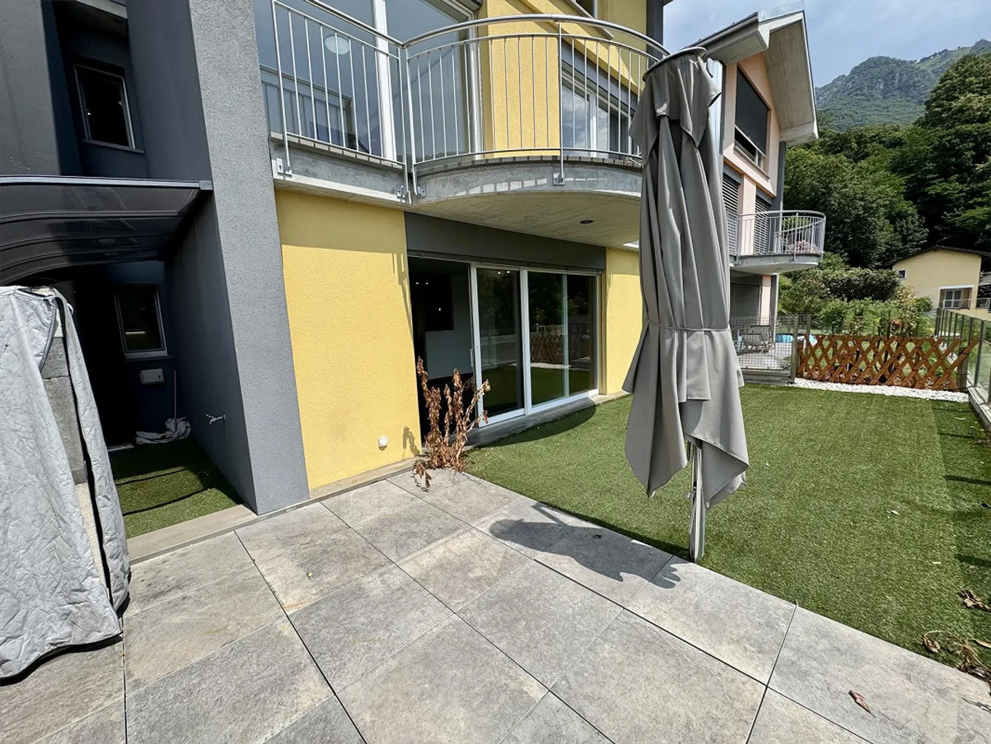 CADRO – ELEGANT RESIDENCE WITH PRIVATE GARDEN, DOUBLE GARAGE AND PANORAMIC VIEW - Photo 25 of 30