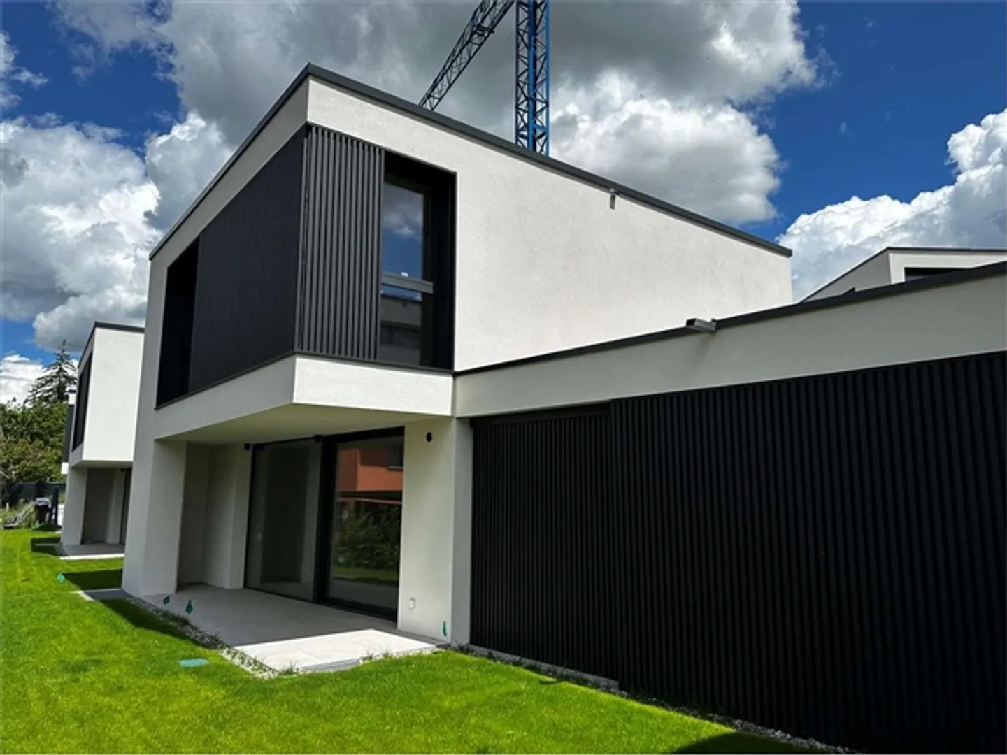 «NEUE VILLEN MIT GARTEN IM RESERVIERTEN BEREICH» - Foto 13 von 17