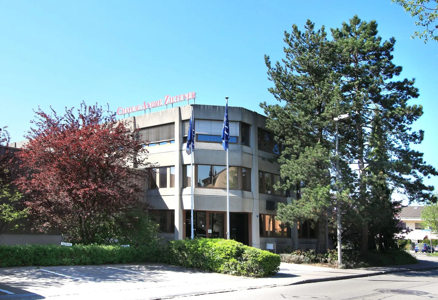 Helle und attraktive Büroräume für Ihr neues Geschäftsdomizil - Photo 2 sur 12