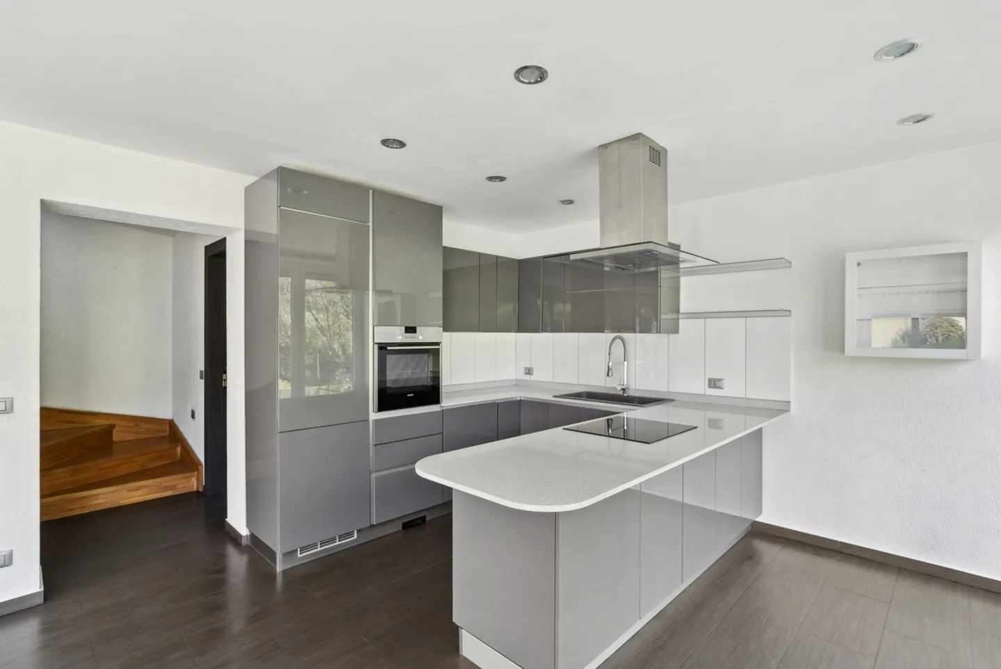 Single house for sale - Photo 4 of 12