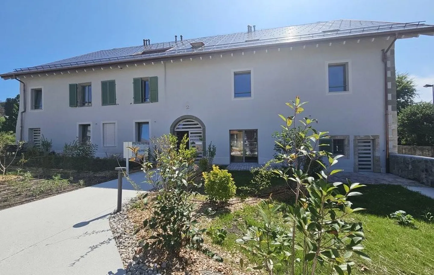 Duplex Charmant avec Jardins - Photo 1 sur 8