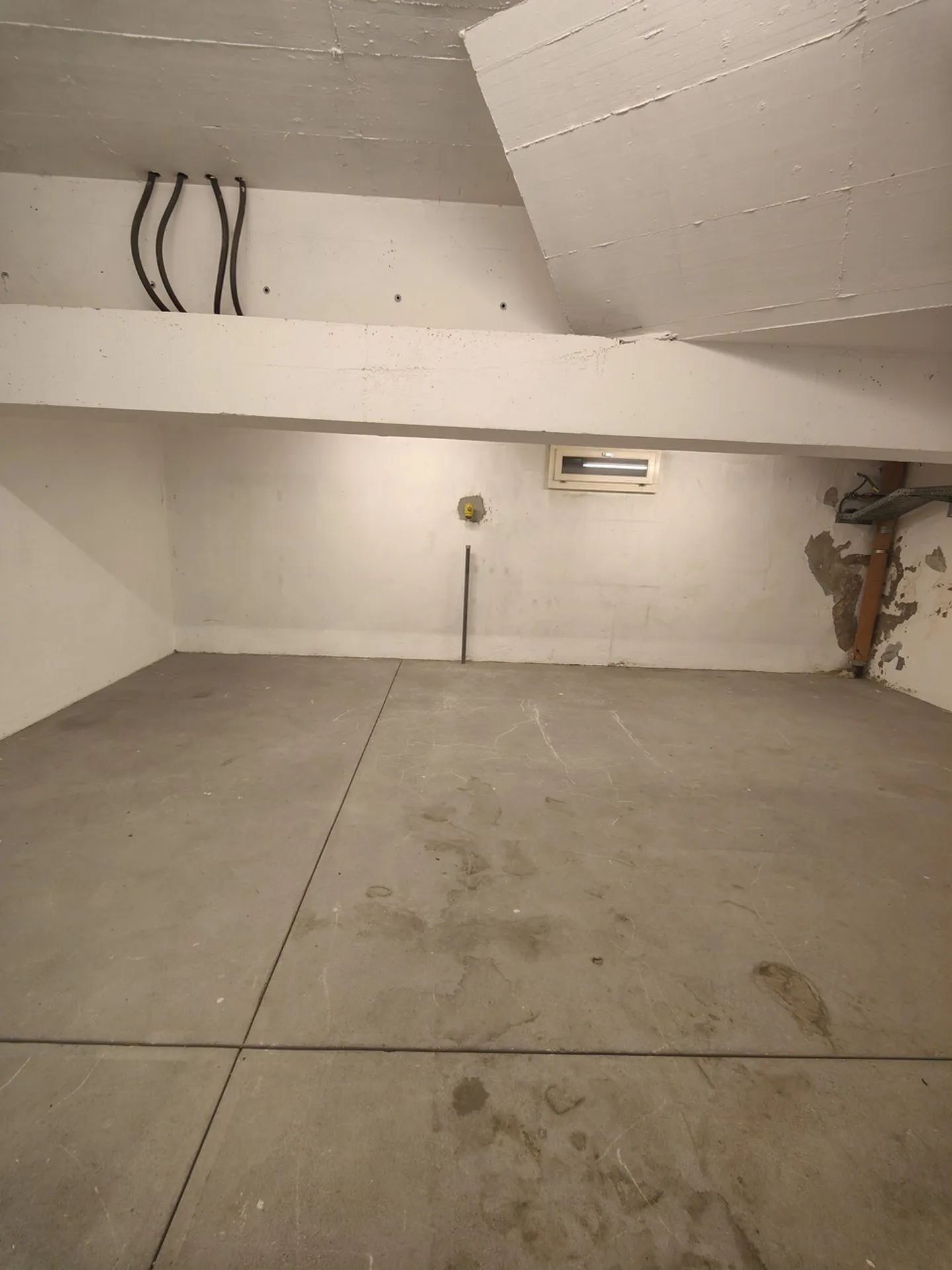 Rent storage space Basel - 53m2 near Basel SBB - Photo 5 of 10