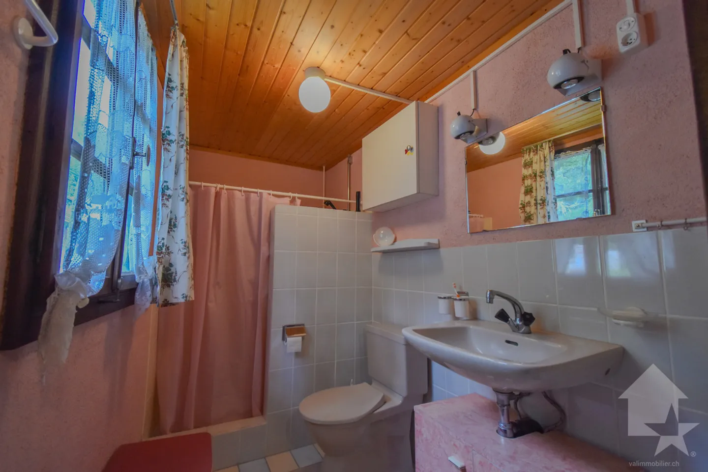 5-Zimmer-Haus mit angrenzendem Stall - Foto 9 von 21