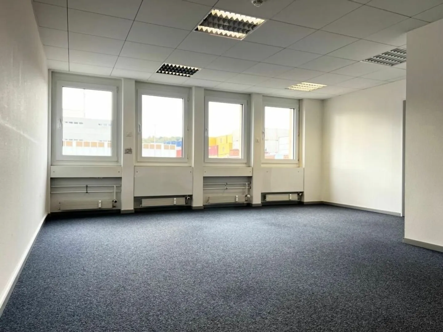 Versatile Commercial Space - Photo 5 of 10