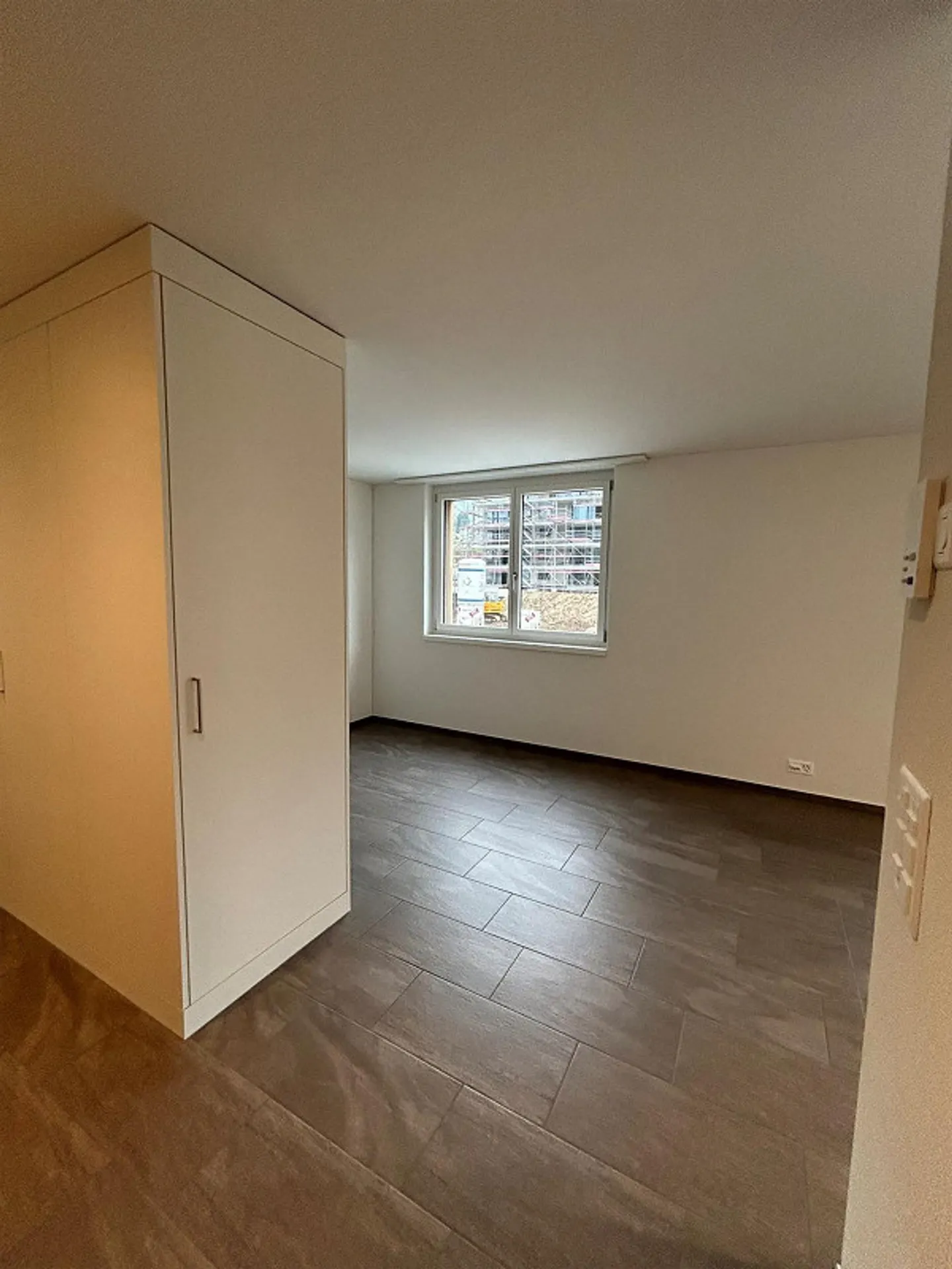 Moderne Wohnung mit Balkon - Foto 6 von 10