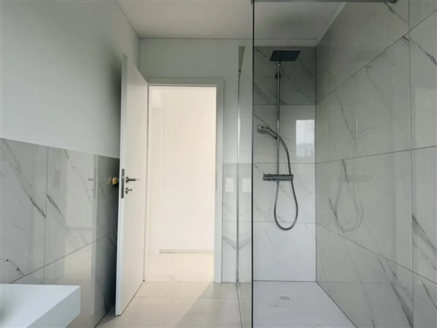 Vacallo: 4.5 Room Apartment - Photo 11 of 13
