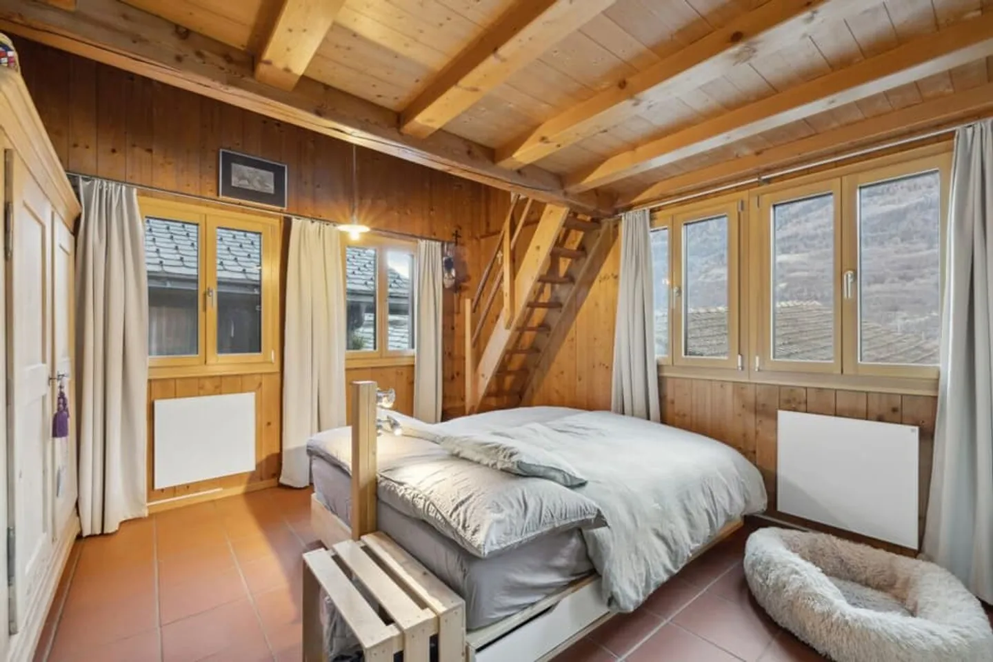 Maison semi-détachée de 4,5 pièces avec appartement - Photo 2 sur 13