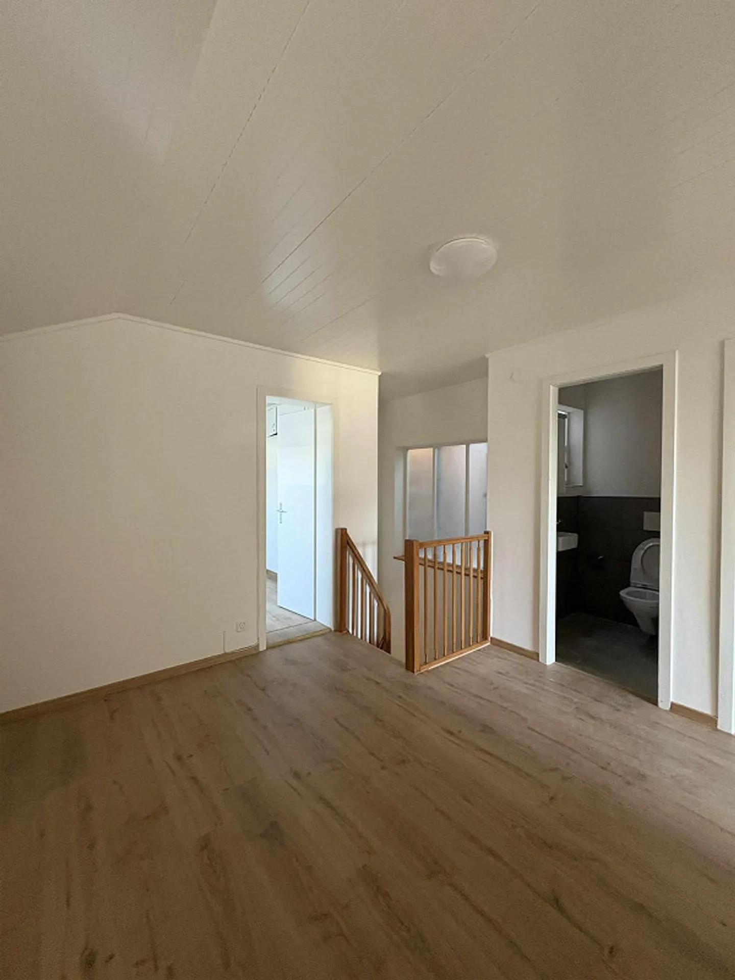 Première location après rénovation 5.5 pièces maisonette - Photo 9 sur 15
