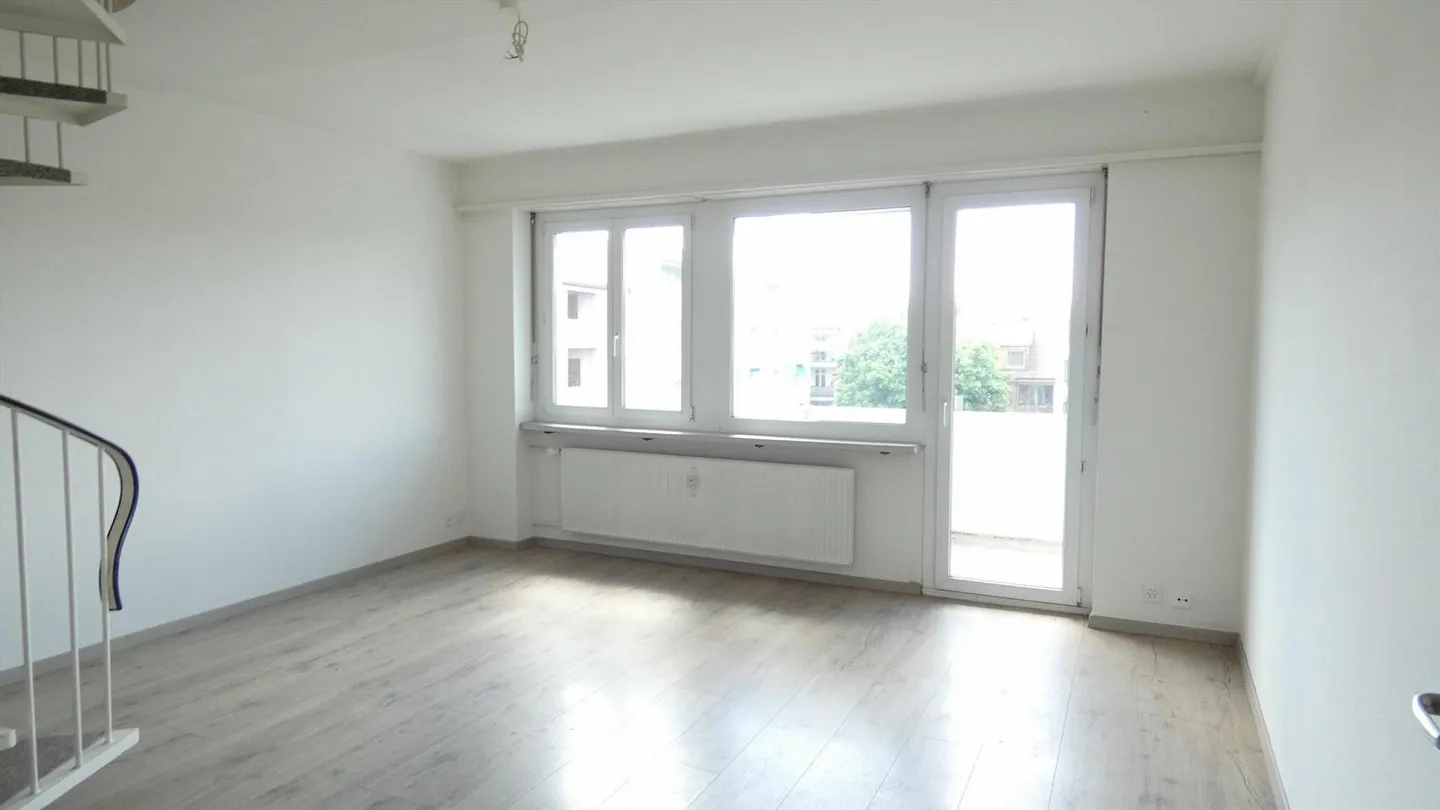 Charming 3-room apartment in Basel - Photo 3 of 9