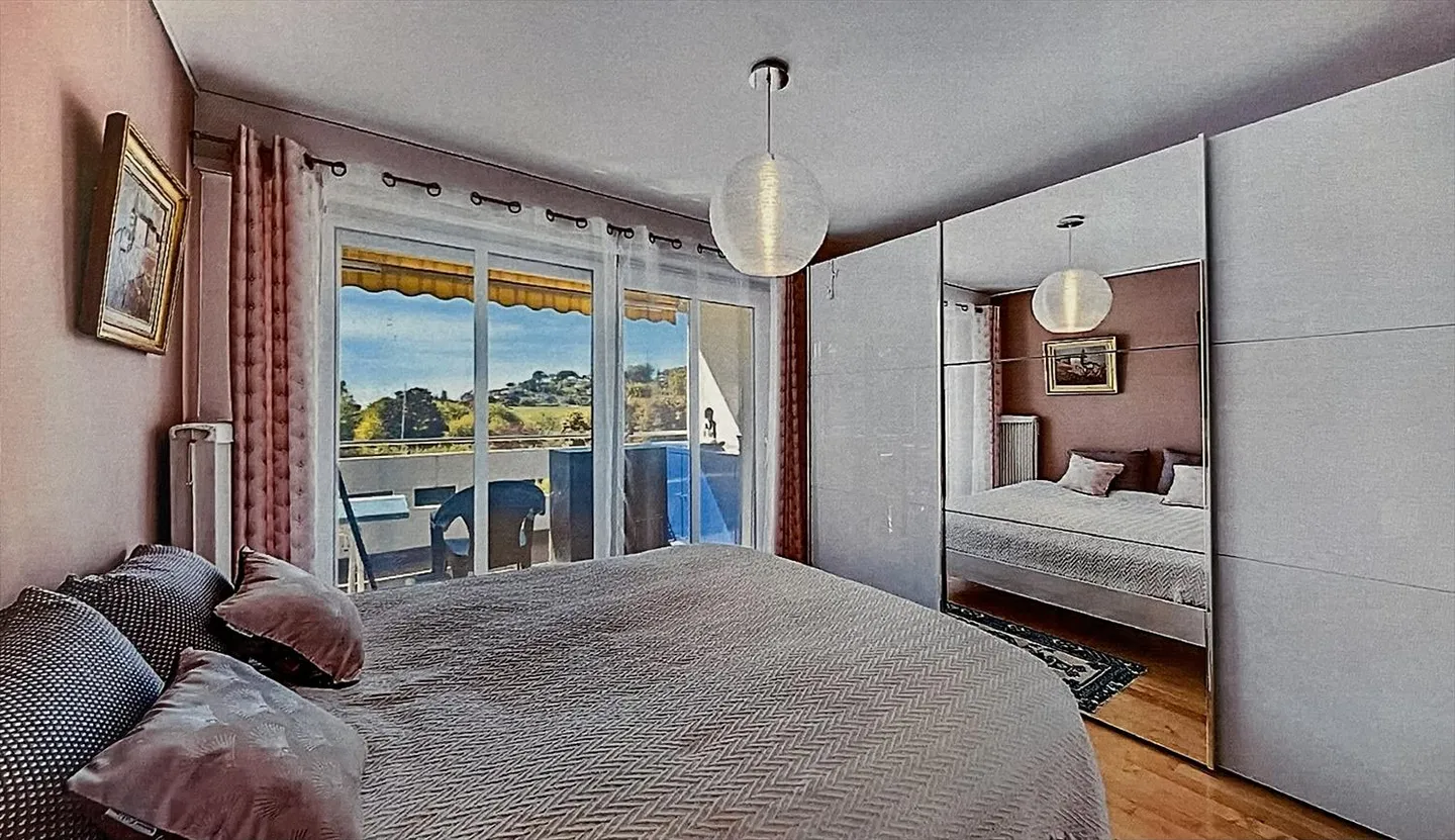 2.5 Room Apartment - Photo 5 of 11