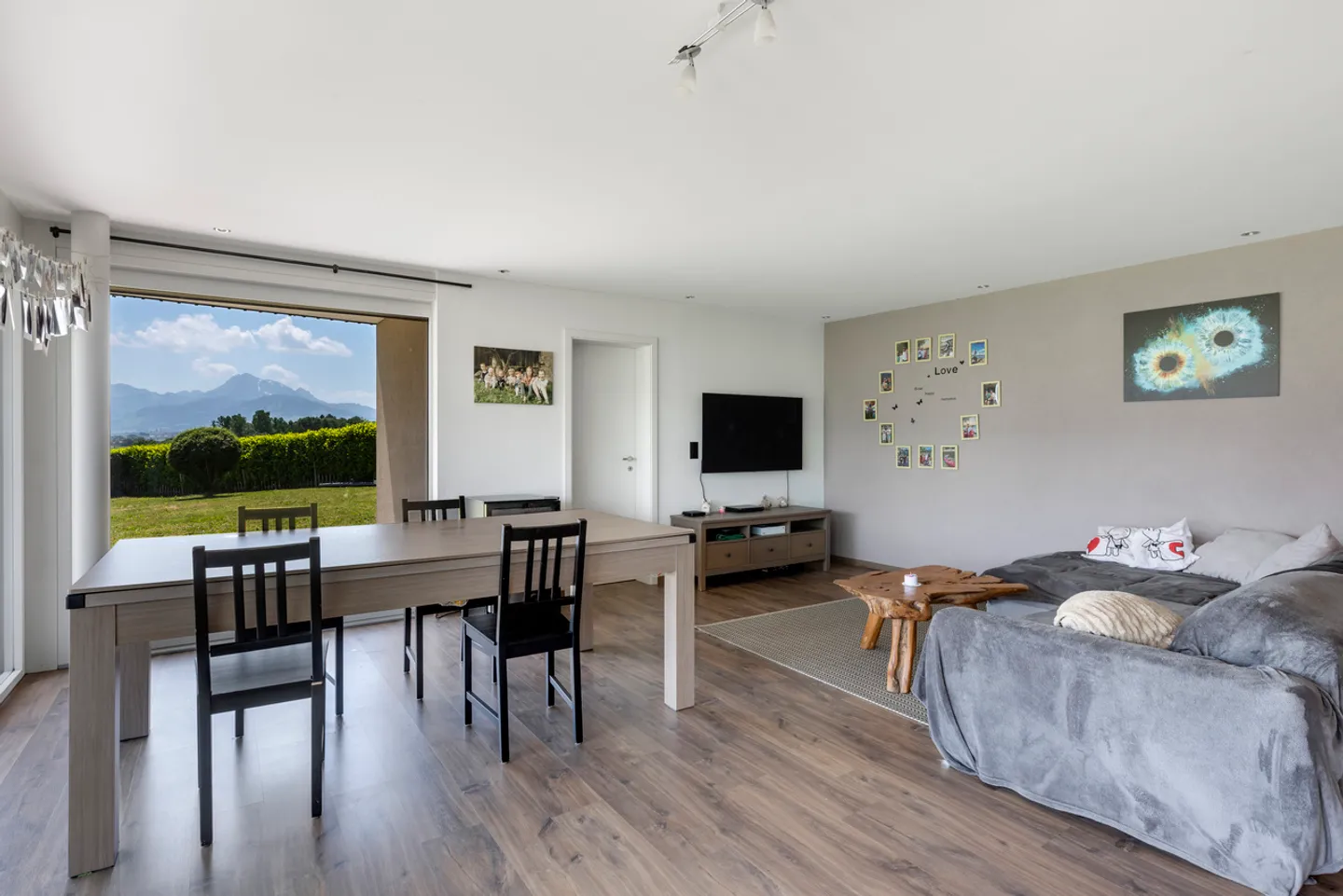 Magnifico appartamento di 5.5 locali - vista panoramica sul lago e giardino di 420 m - Foto 4 di 10