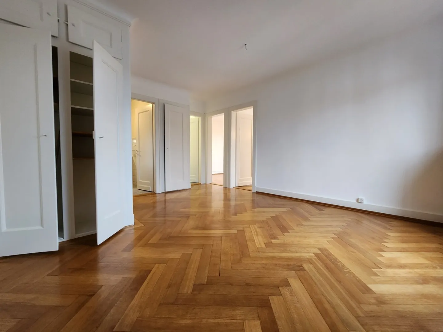Beautiful 3-room apartment on the ground floor - Photo 2 of 8